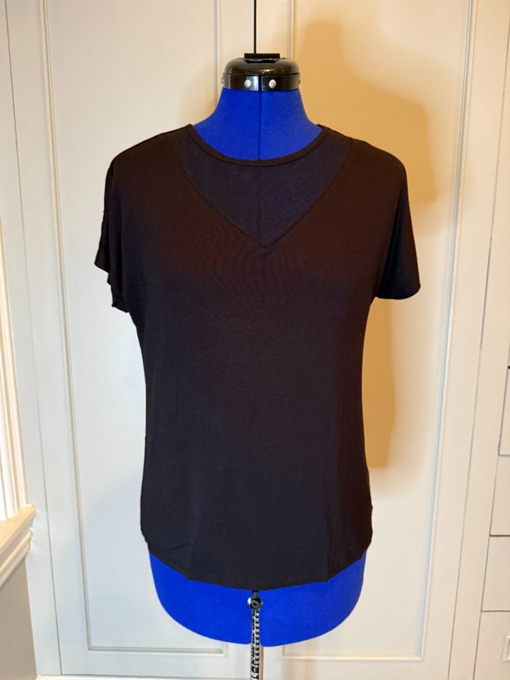 Black Tahari Women's Top with Mesh Panel V-neck insert, Size S